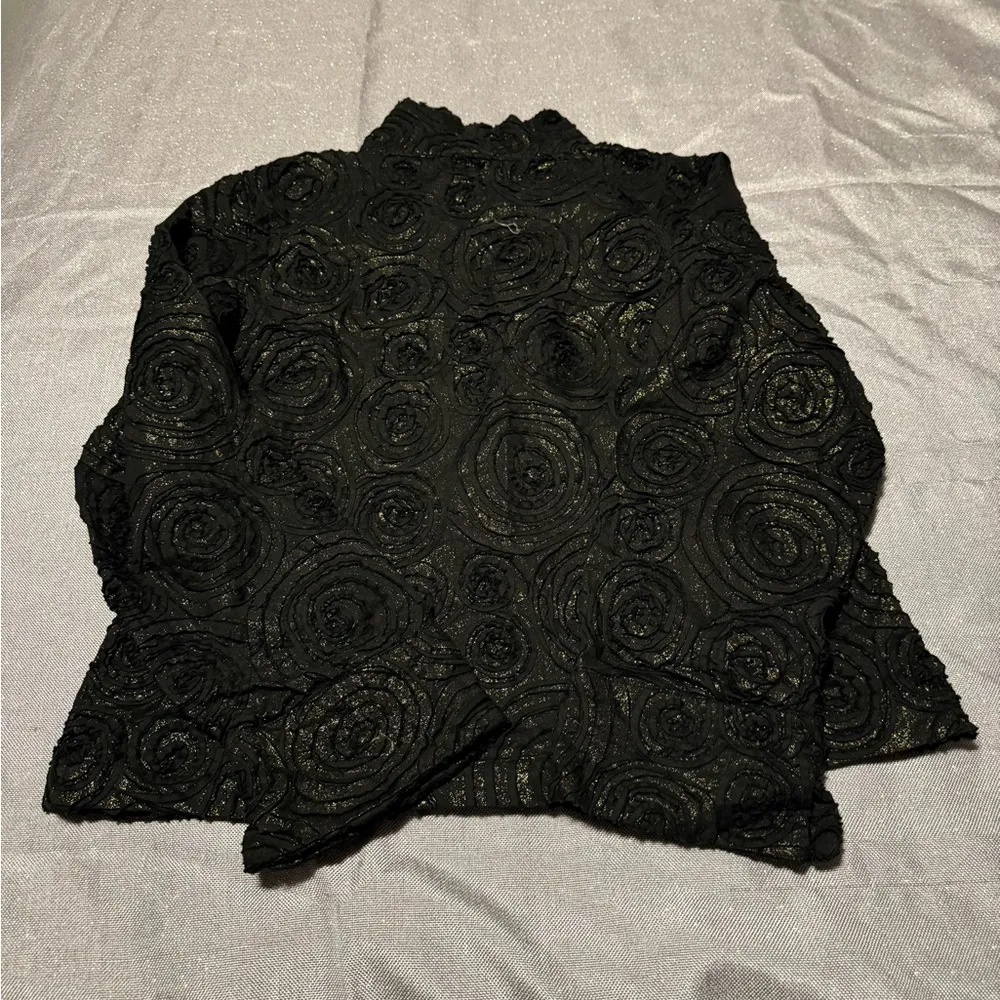 Gold and Black Textured Blazer with Standard Cut Size L - Image 2