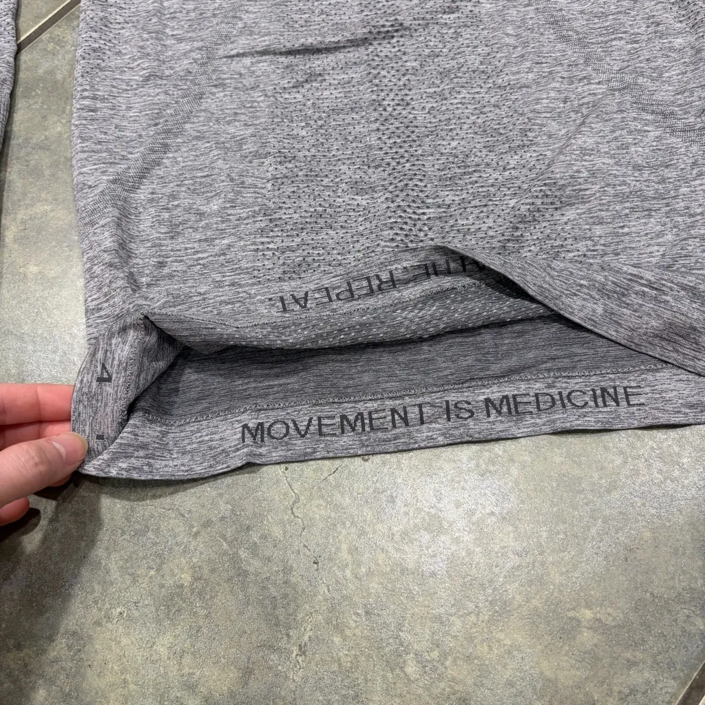 Lululemon Swiftly Tech Shirt Women Sz 4 Long Sleeve Gray Top Run Yoga Workout - Image 6