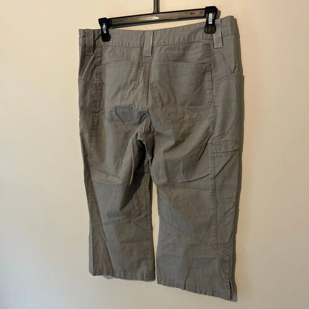Patagonia W's Venga Rock Capris - Size 8 - Grey Climbing/Hiking Capri Pants - Image 2