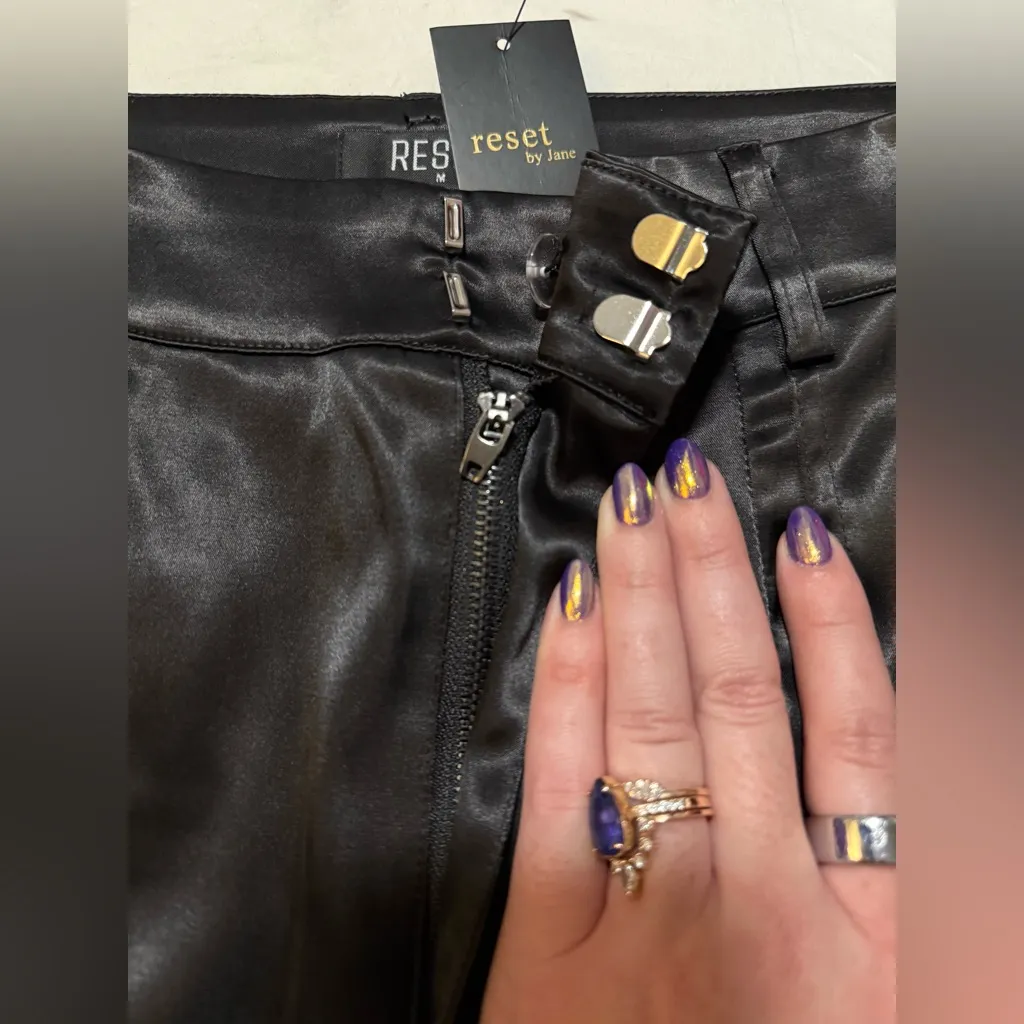 RESET By Jane Black Satin Cargo Wide Leg Pants Size Medium - Image 7