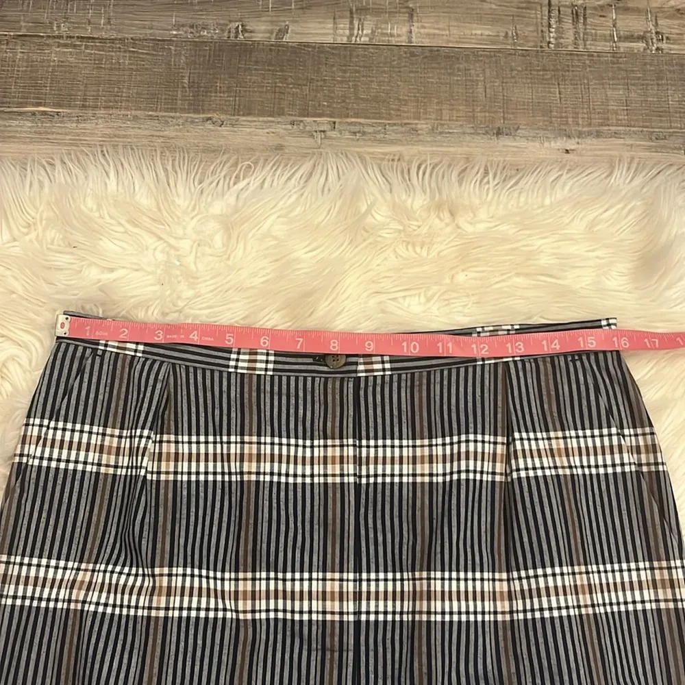NWOT Pendleton plaid cotton skirt with pockets, hidden button front 8 - Image 4