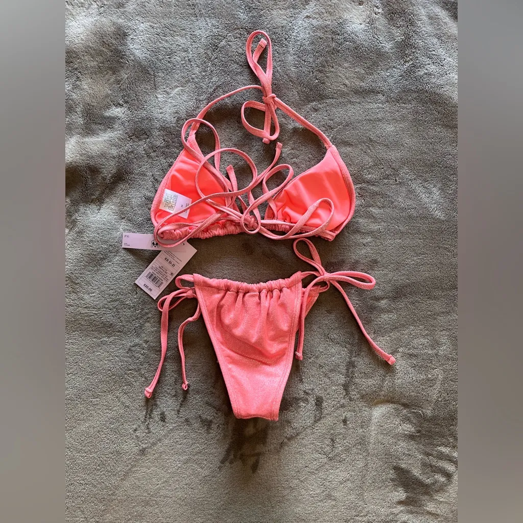 Coral Shimmer NWT 2 Piece Swimsuit Bikini Padded Triangle Top Sz XS/XXS - Image 4