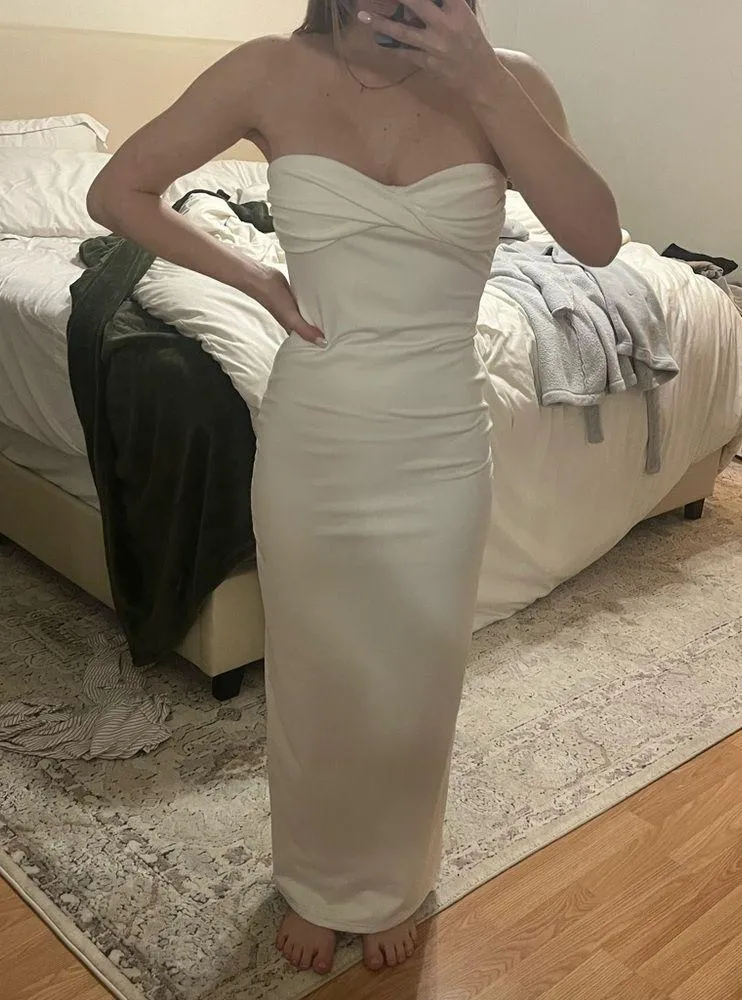 Lulu’s White Bow Maxi Dress - Image 4