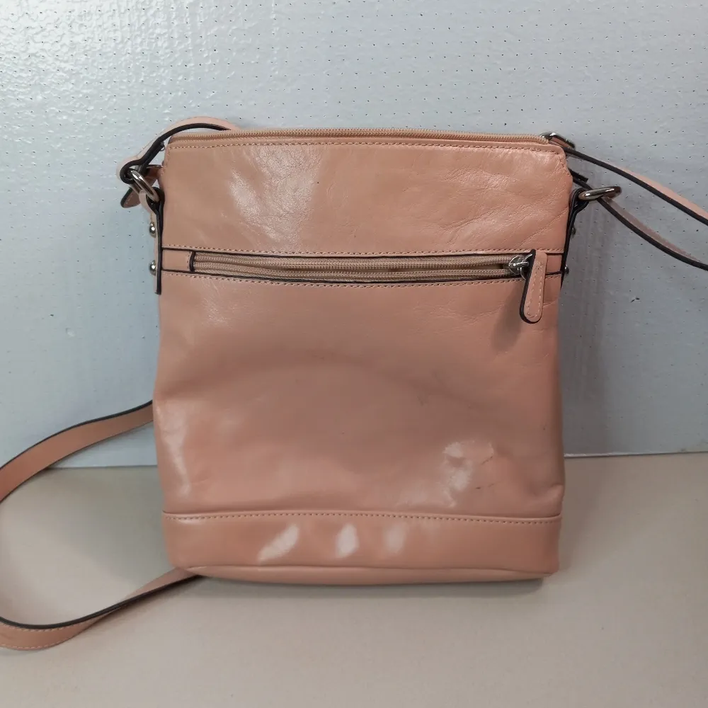 Giani Bernini Leather Crossbody Bag in Ballet Pink - Image 6
