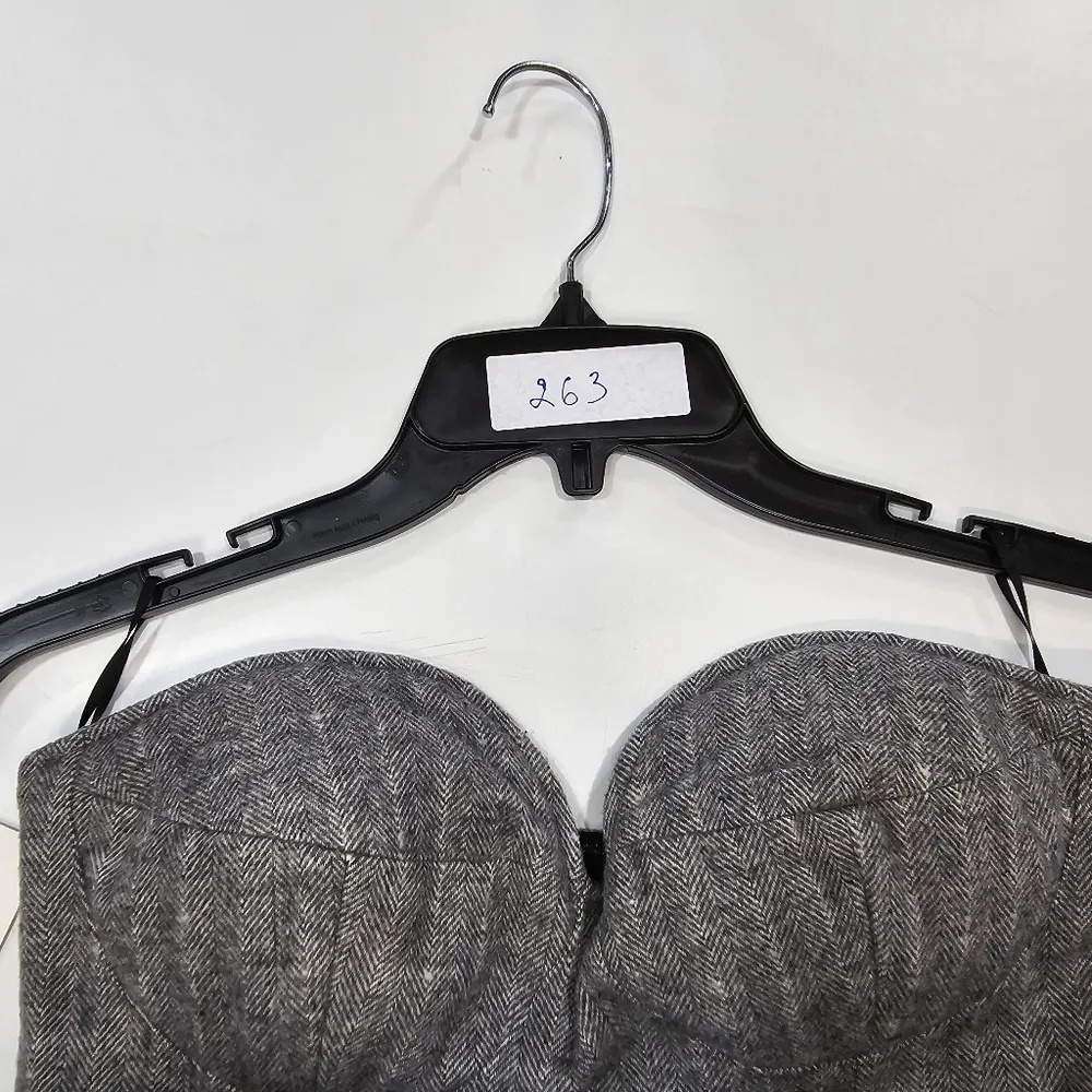 Line & Dot Paola Top in Heather Grey - Image 14