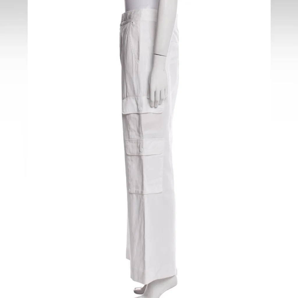MOVING SALE Alice and Olivia Wide Leg White Linen Cargo Pants - Image 3