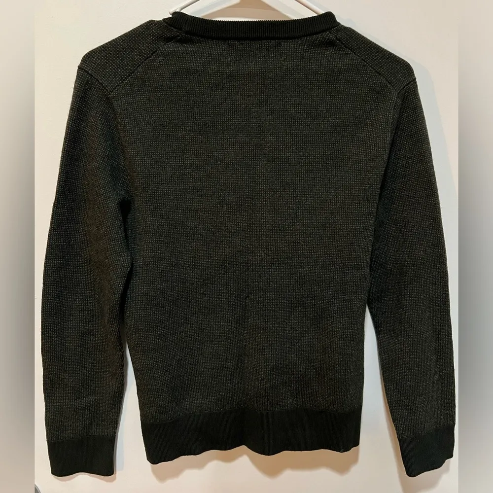 Banana Republic Italian merino wool sweater - Image 2
