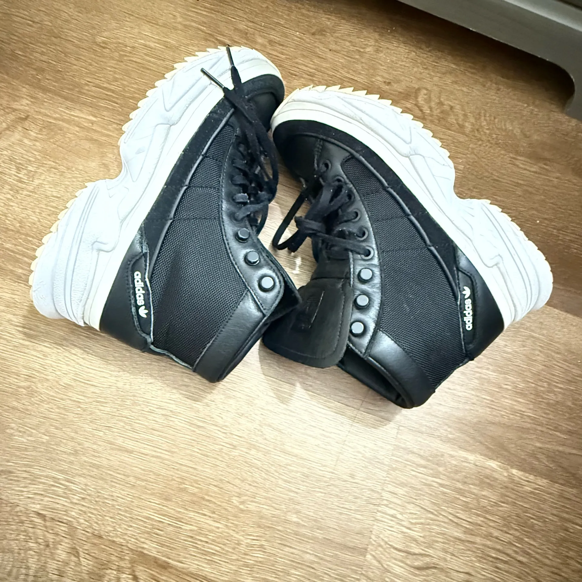 Adidas Originals Women's Black White Kiellor Xtra Fashion Shoes Size 5 7 - Image 4