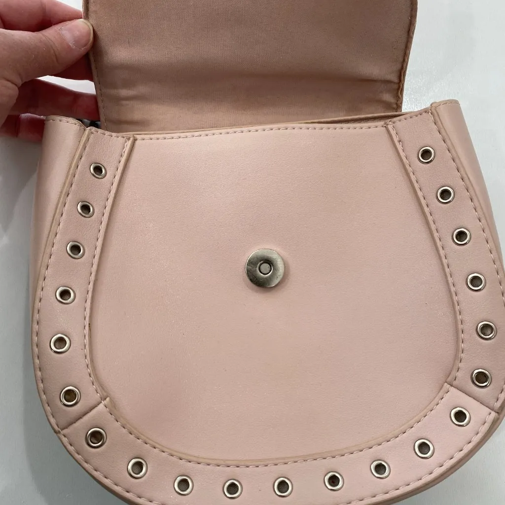 Express Pink Grommet Bow Crossbody Bag Purse Chain - Image 2