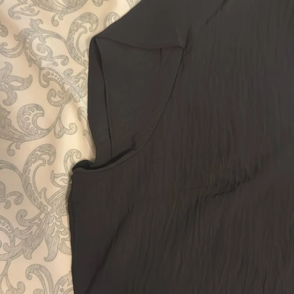 Black Cap Sleeve Fitted Blouse with Rounded Neckline - Image 3