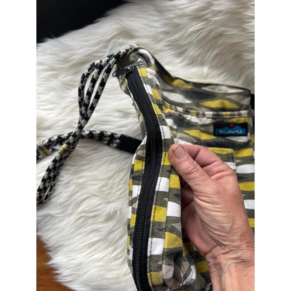 KAVU  Stylish Crossbody Bag with Unique Pattern - Image 9