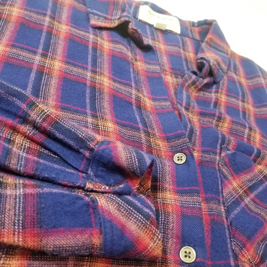 Anthropologie Cloth & Stone Blue and Red Plaid Button-Up Shirt Long Sleeves - Image 9