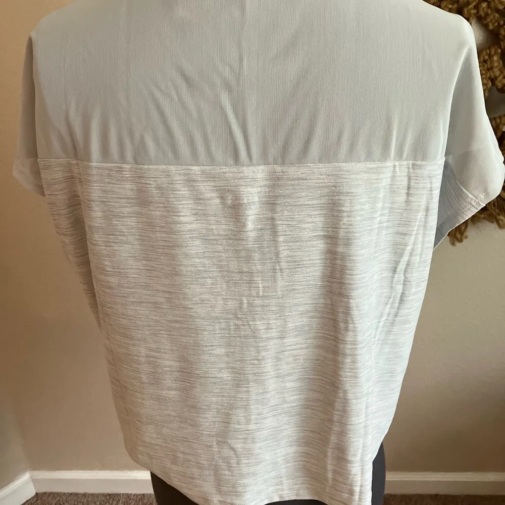 Old Navy Size L Active Wear - Image 4