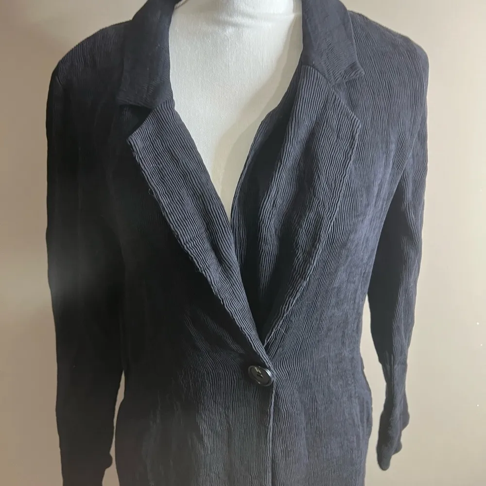 Fate by LFD black duster shirt textured look small - Image 8