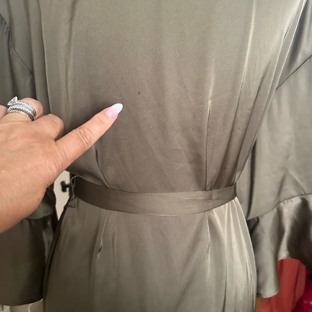 BIRDY GREY KENNY RUFFLE SHINY SATIN OLIVE GREEN WRAP AROUND ROBE M L - Image 9