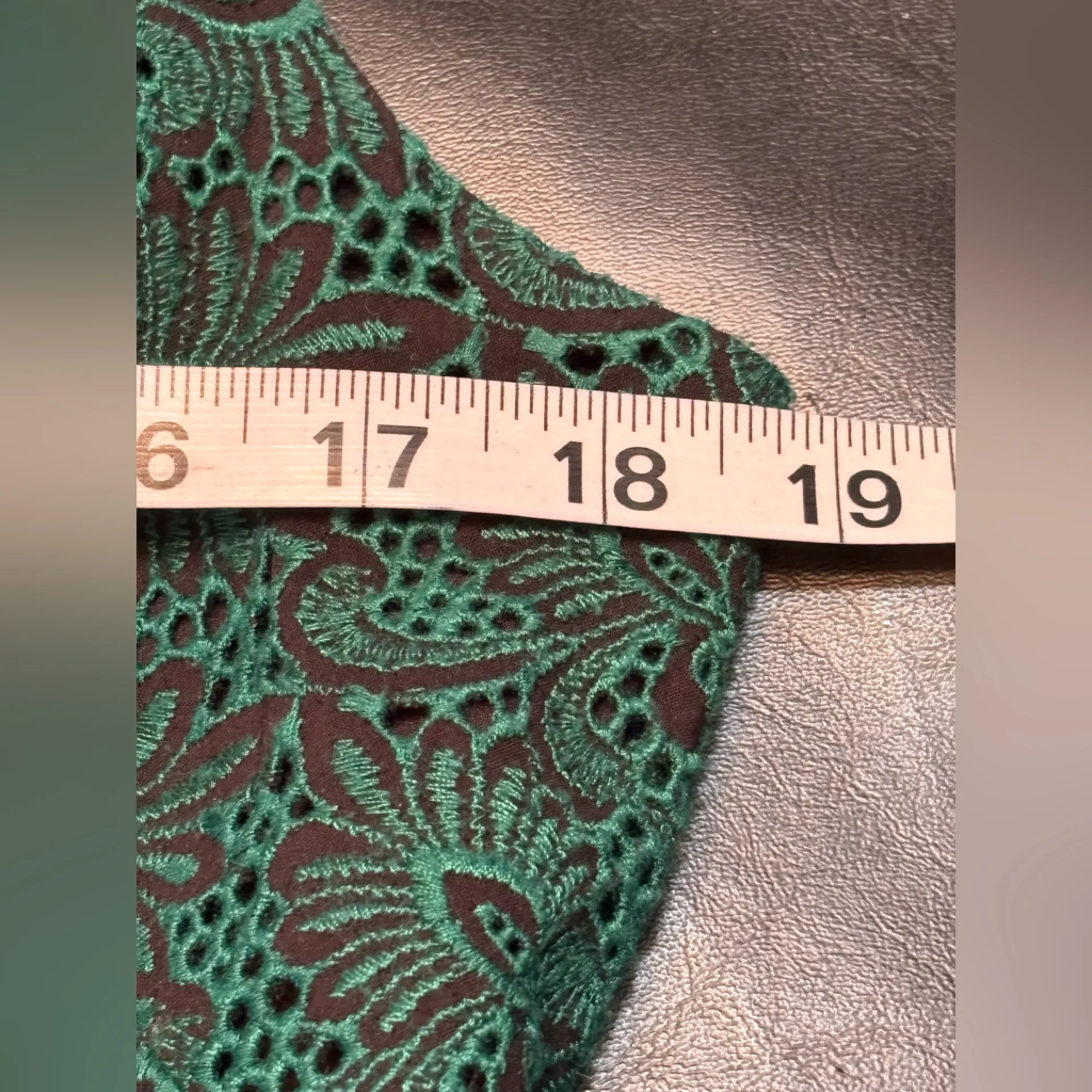 Ann Taylor Embroidered Lace Sheath Dress in Green Eden Size 12 - Image 11