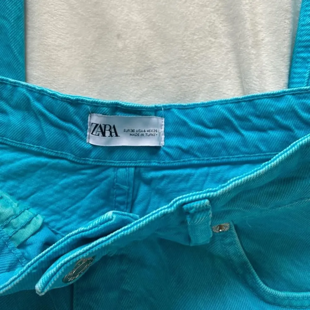 bright blue 100% cotton Zara jeans - Image 3