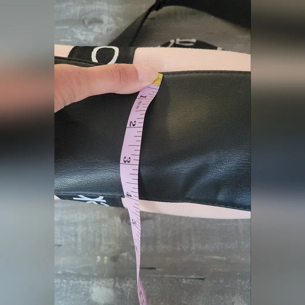 Bebe Hana Canvas Tote bag - Image 14