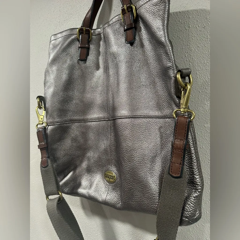 Fossil Explorer Foldover Metallic Pewter Leather - Image 3