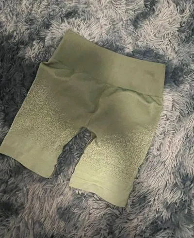 Gymshark Shorts - Image 2