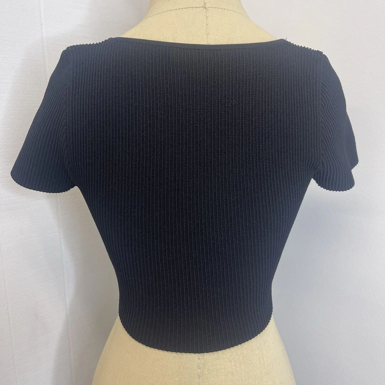 Babaton Women Crop Top Small Black Ribbed Short Sleeve Square Neck Casual - Image 3