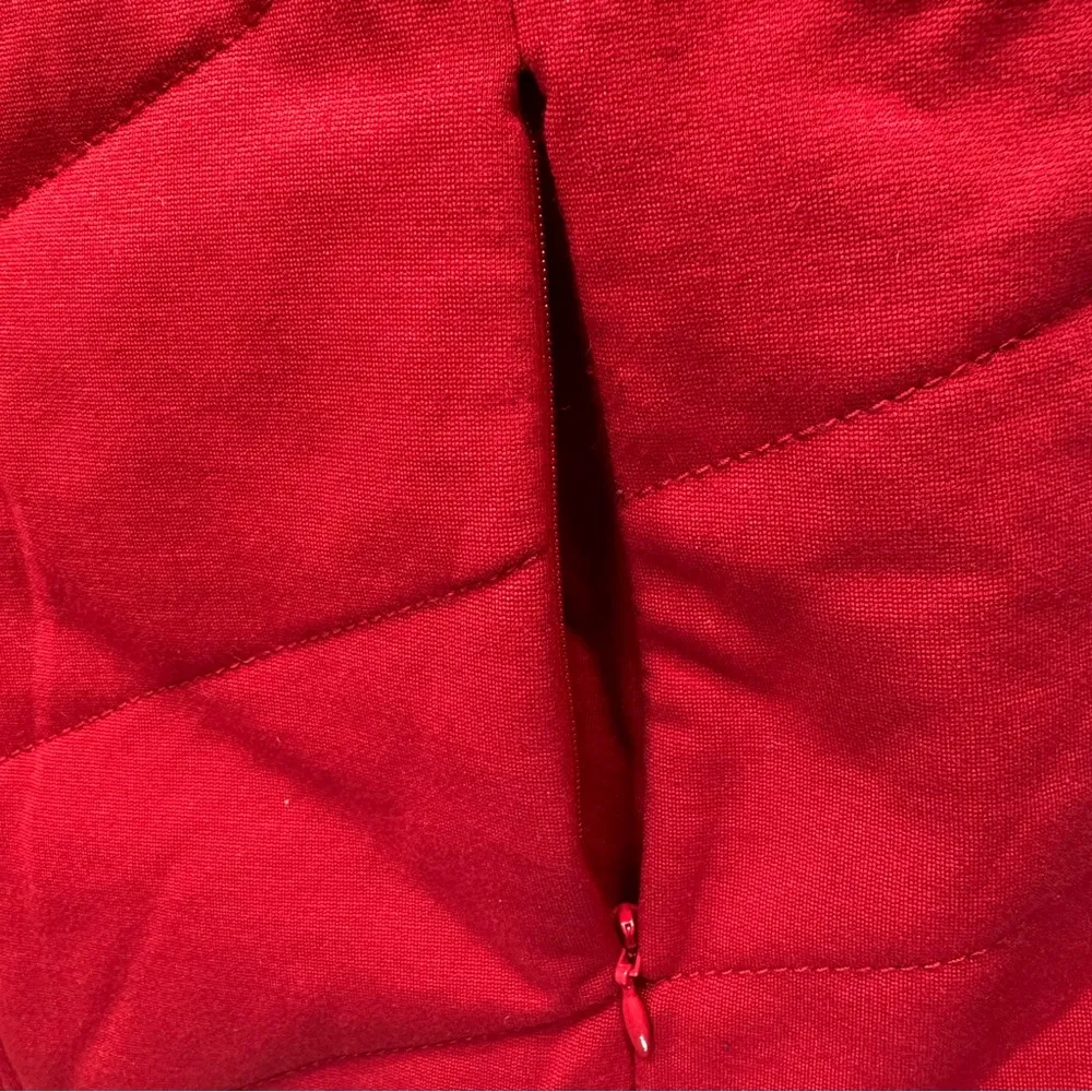 Coldwater Creek Red Quilted Zip Front Vest with Zipper Pockets Size Medium 10-12 - Image 9