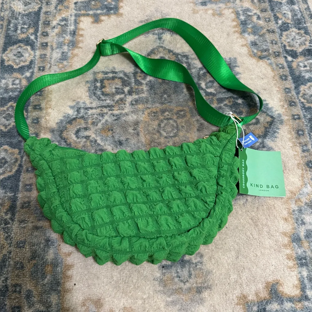 Kind Bag London Puff Crossbody Bag Green - Image 3