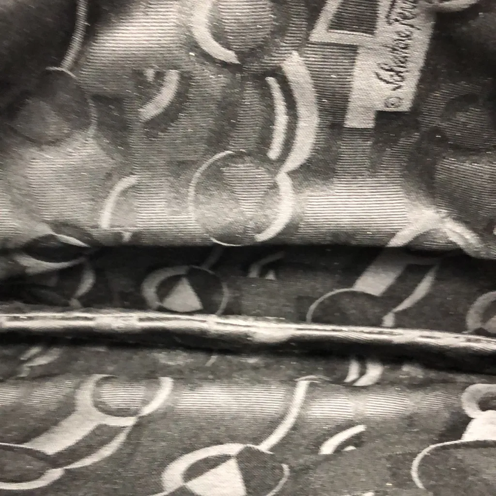 SALVATORE FERRAGAMO purse. - Image 7