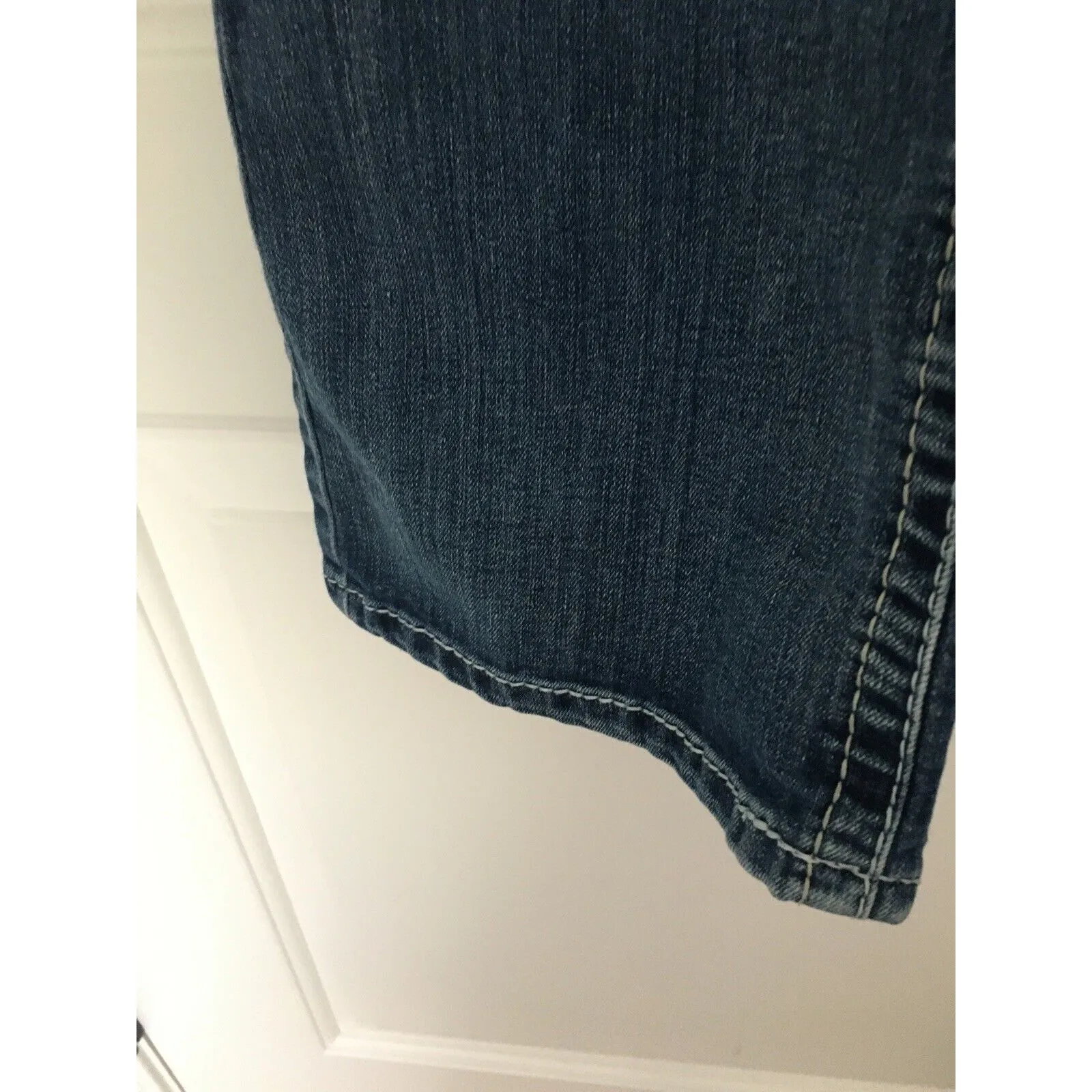 Maurices Women's Juniors Jeans Pockets Blue Size 13/14 Regular - Image 4