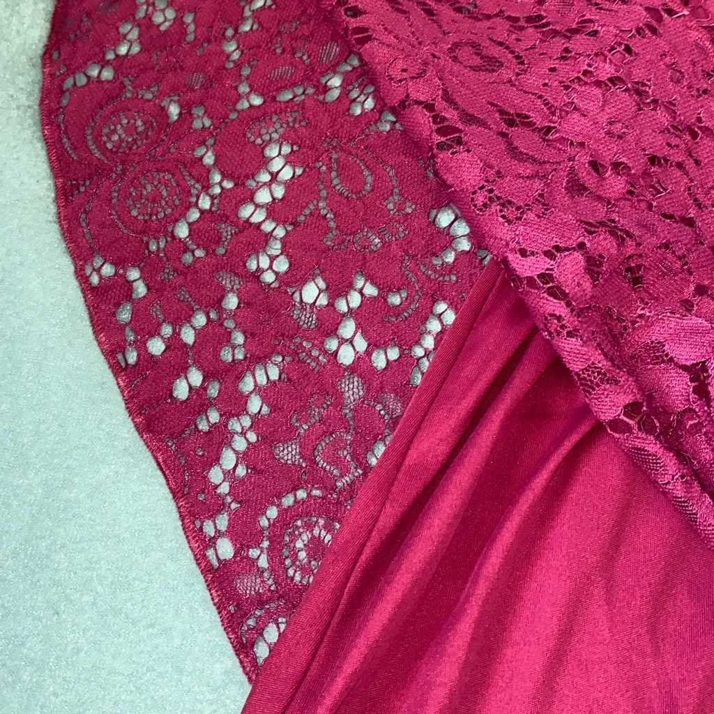 LYNN RYAN floral lace overlay poncho style attached tank top fuchsia size 3XL Purple - Image 5