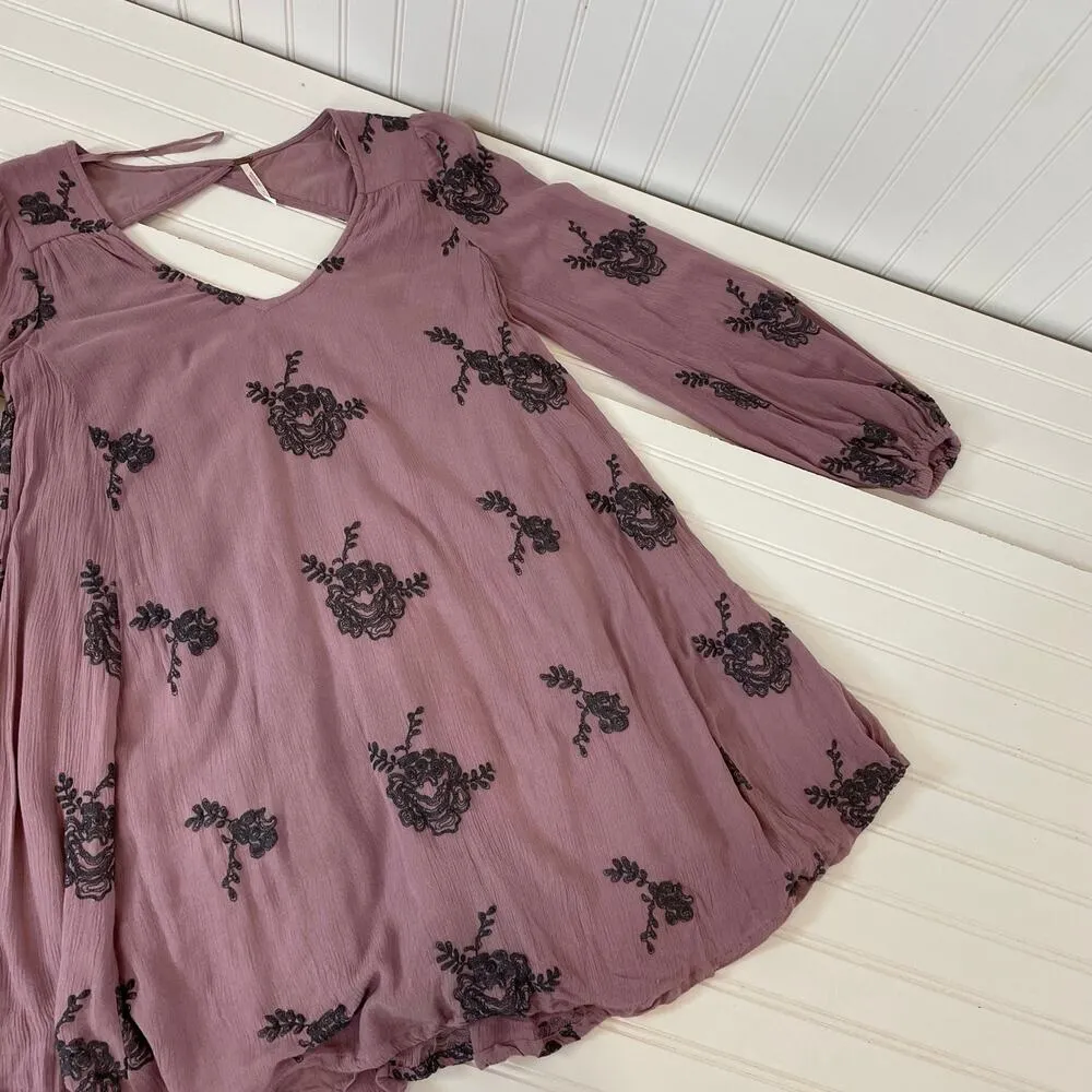 Free People Embroidered Austin Mini Dress Long Sleeve Floral Boho Lavender XS - Image 4