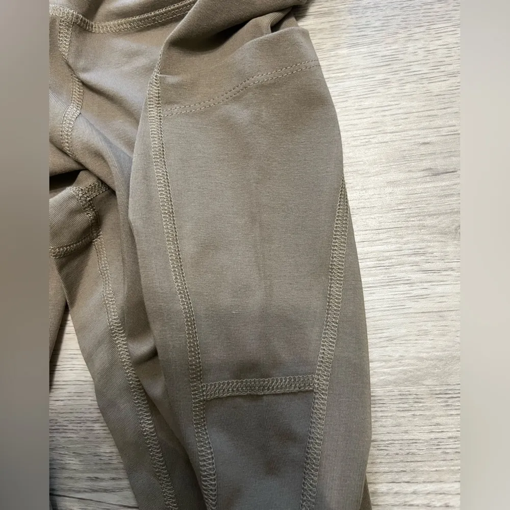 MATE the Label Organic Stretch Pocket Legging size S - Image 4