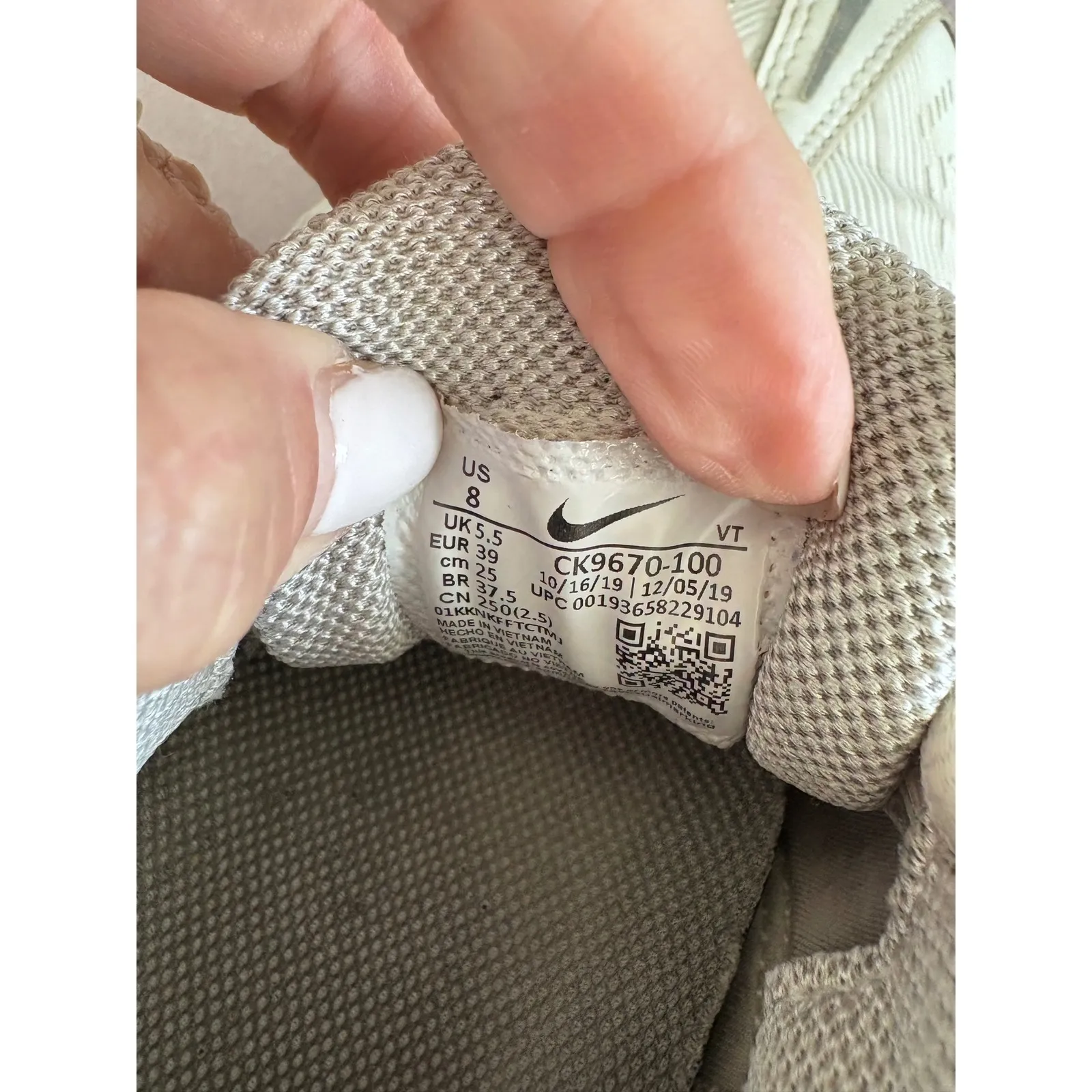 Nike Air VaporMax 2019 Women's Running Shoes White Gold CK9670-100‎ Size US 8 - Image 8