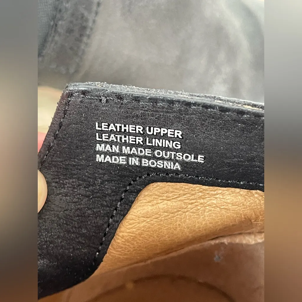 Miz Mooz Women's size 40 Dalia Ankle Boot Chelsea Boot - Image 9