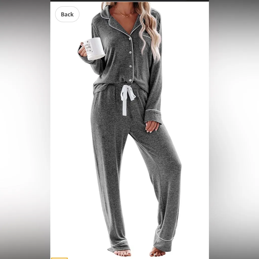 Aamikast Gray Button Up Pajama Set Size Large - Image 10