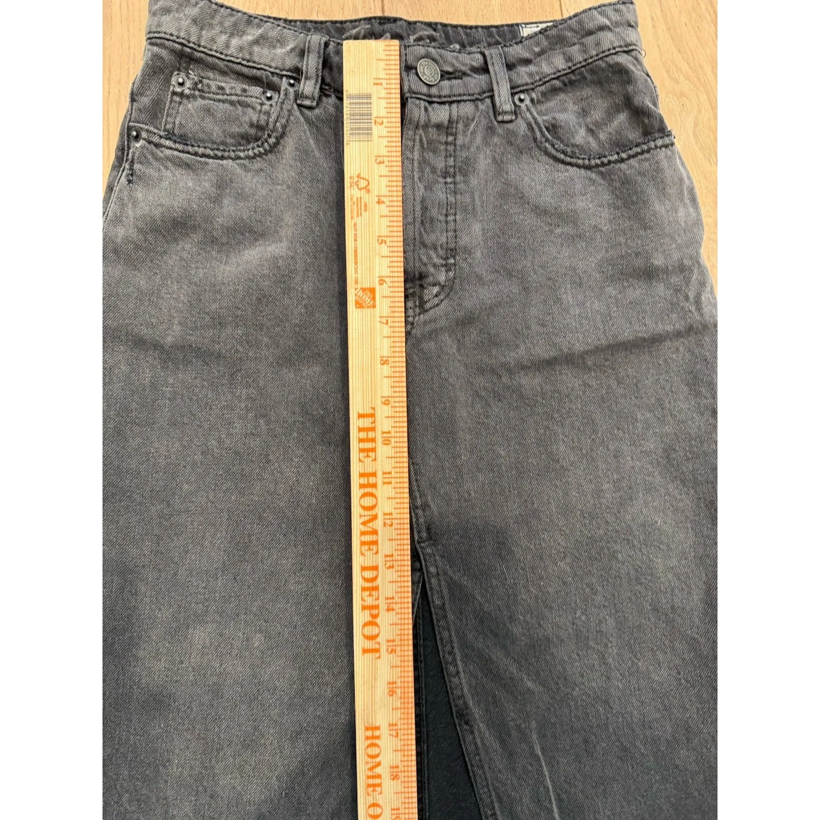 We The Free People Sz 24 Distressed Black Fade Denim Front Slit‎ Midi Skirt EUC - Image 5