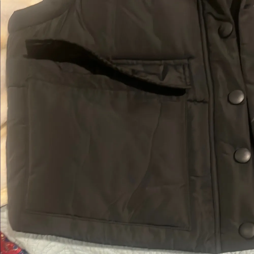 Black Puffer Vest - Image 5