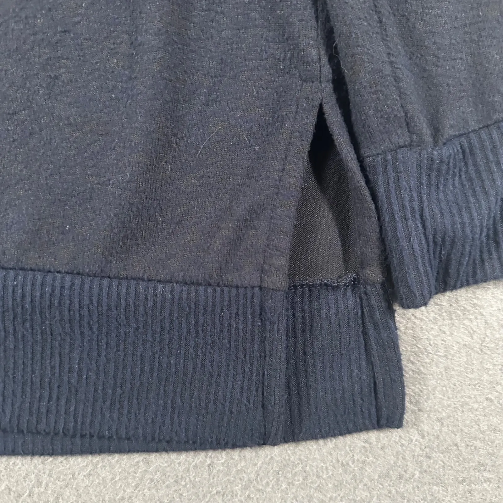 Lucky Brand Womens S Navy Blue V-Neck Long Sleeve Tunic Sweater Soft Split Hem - Image 2