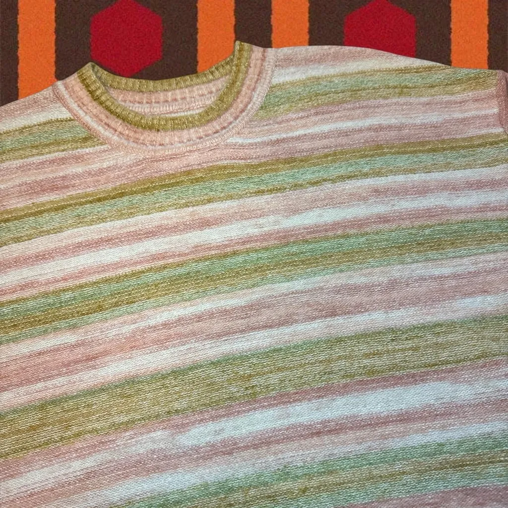 NWOT Billabong Women’s Retro Style Sunset Vibes Stripped Crop Knit Sweater - Image 5