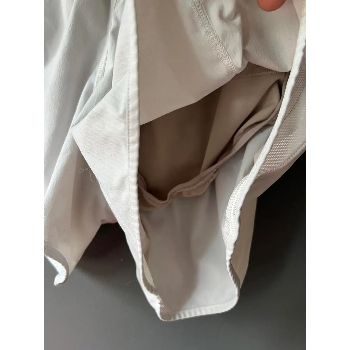 Lululemon Hottie Hot Shorts size 8 White - Image 8