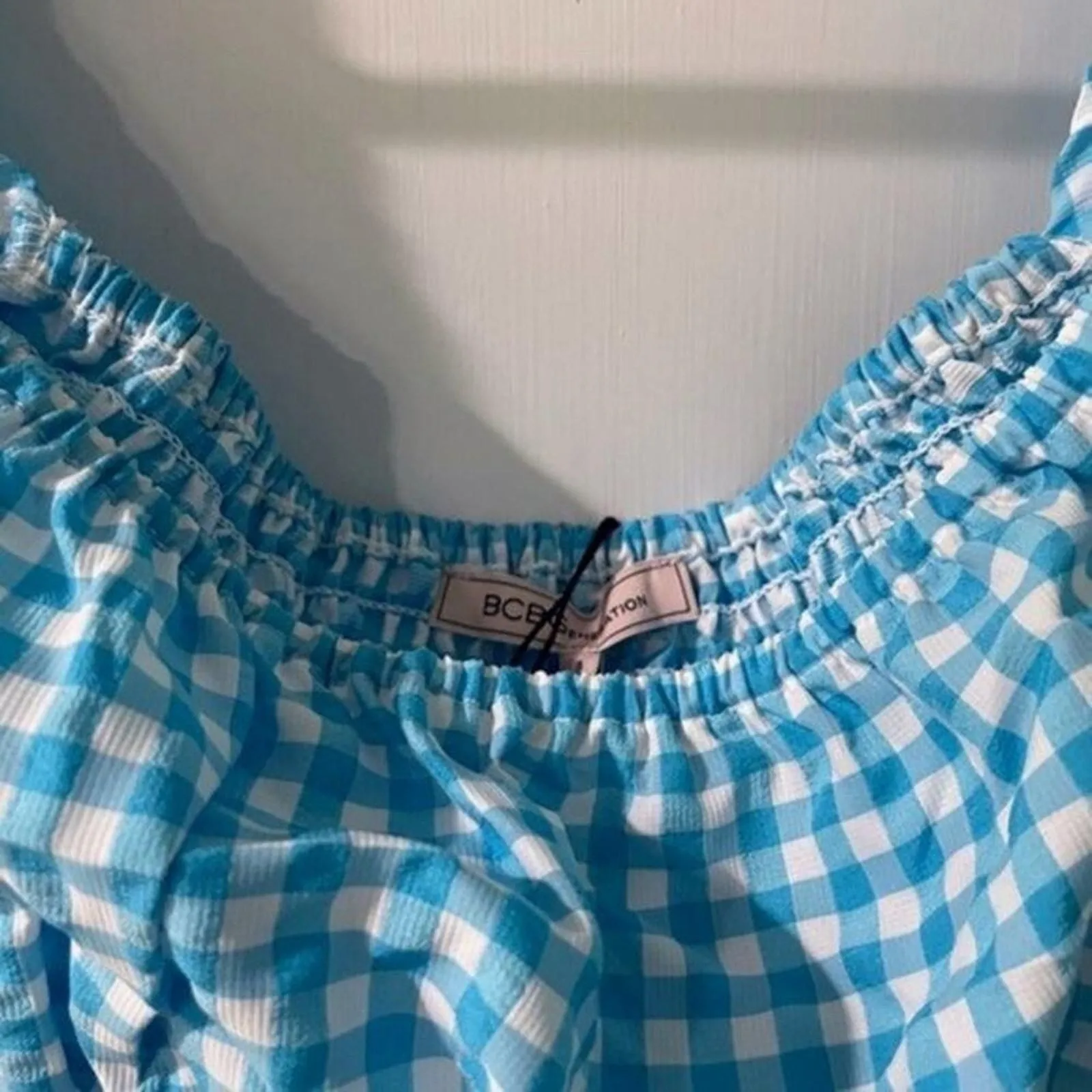 BCBGeneration Gingham Smocked Cropped Top blue and white M - Image 3