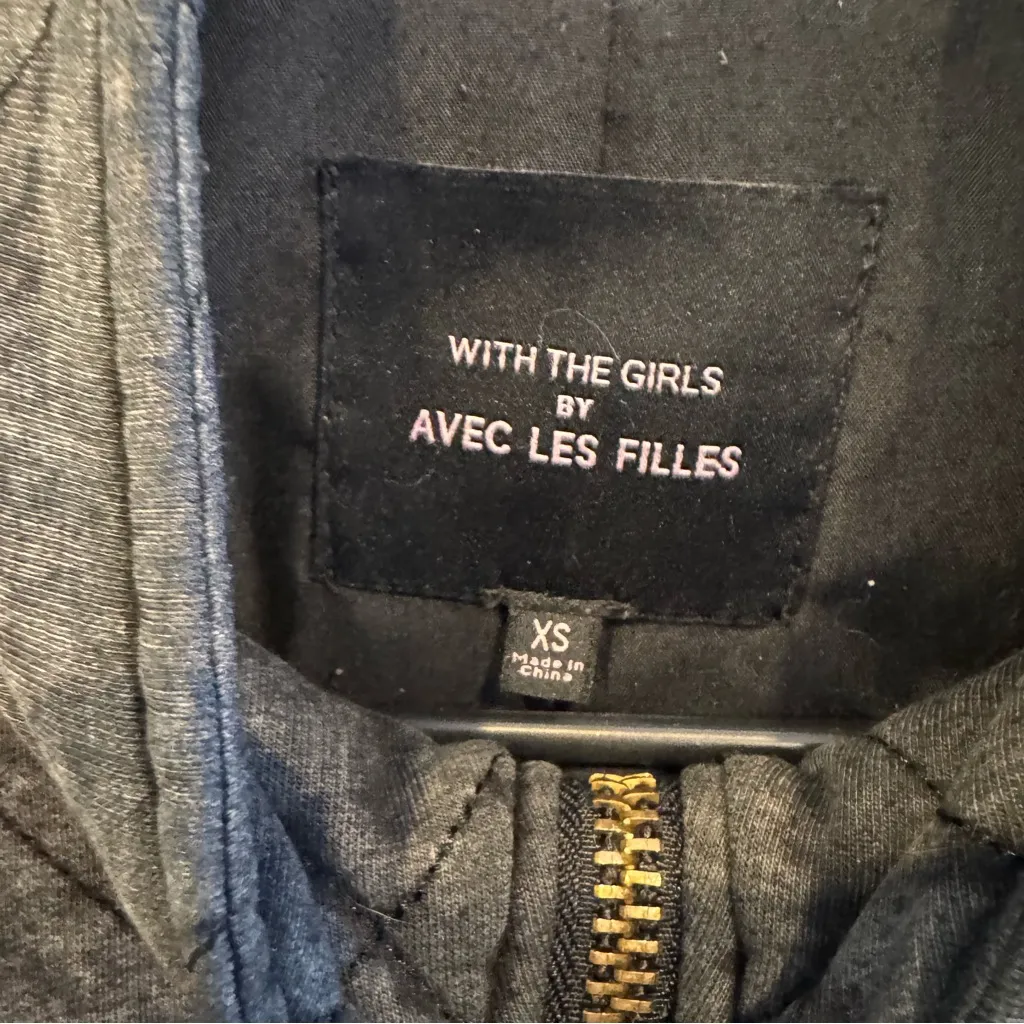 With the Girls by Avec Les Filles Quilted Bomber Jacket Size XS - Image 5