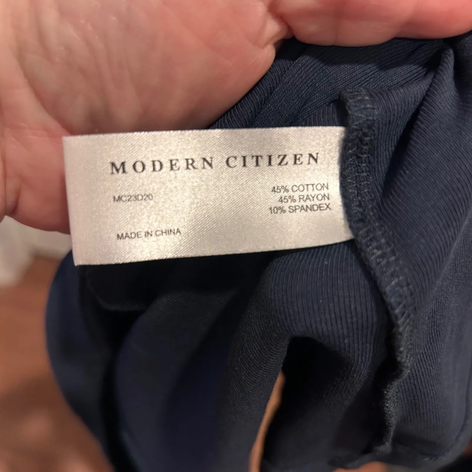 Modern Citizen Lenox Navy Blue Cap Sleeve Ruched Midi Dress Medium Minimalist - Image 8