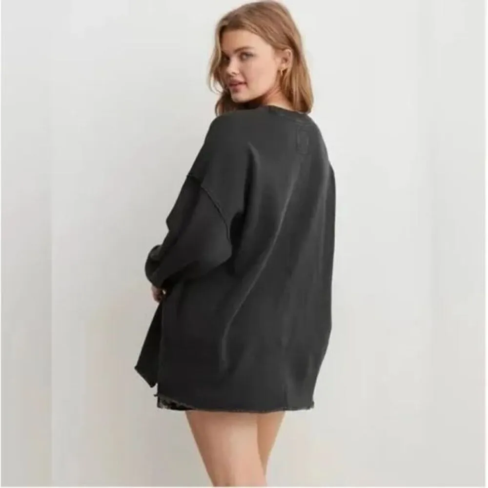 Aerie Down-To-Earth Oversized Pullover Crewneck Sweatshirt In Black - Image 2