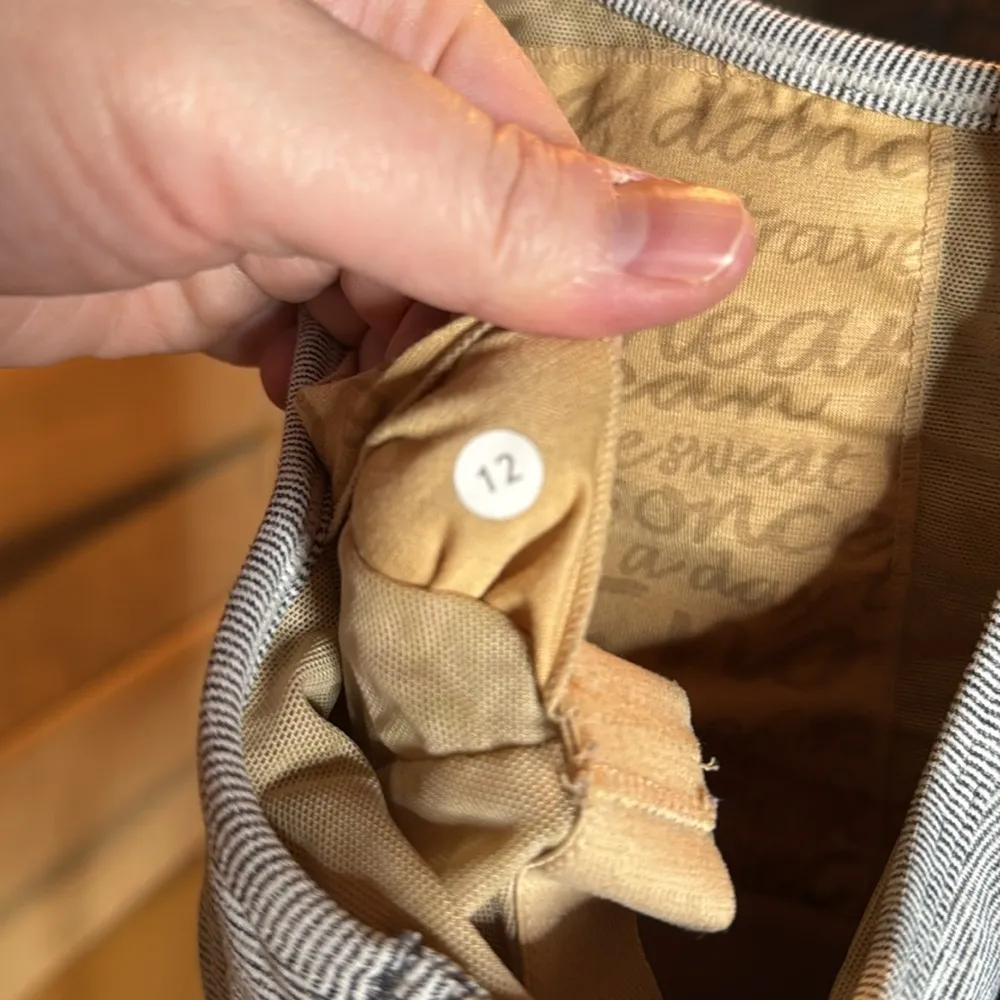 Lululemon Power Y Tank Top Black White Stripes Size 12 - Image 9