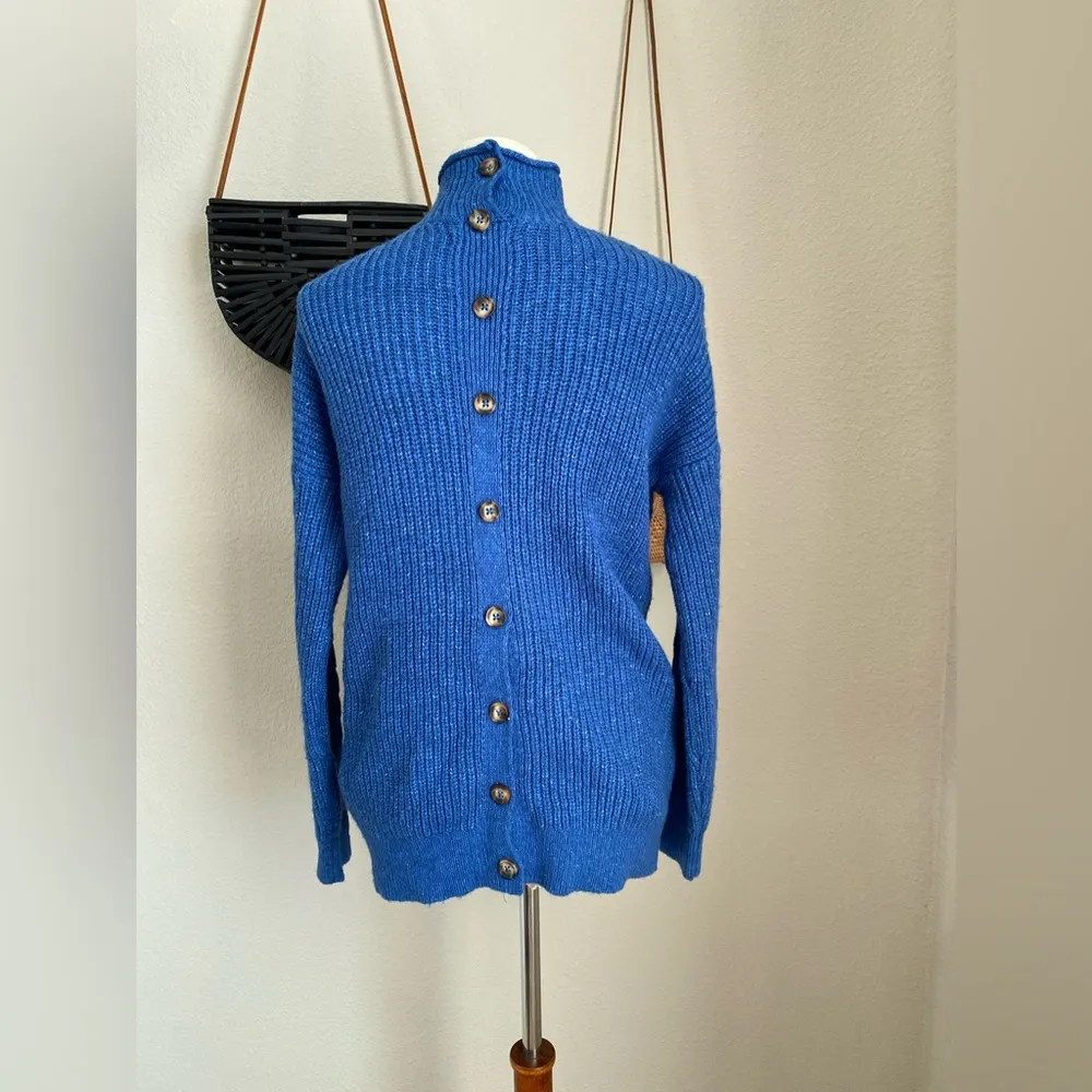 Abercrombie & Fitch Cozy Cable Knitted Blue Mock Turtleneck Sweater, Size XS - Image 3
