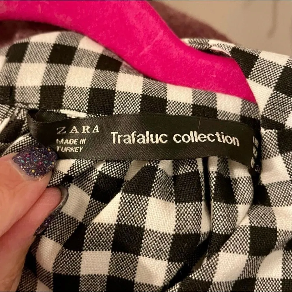 Zara black/white Gingham dress, cold shoulder with puffed short sleeves, tie bac - Image 9