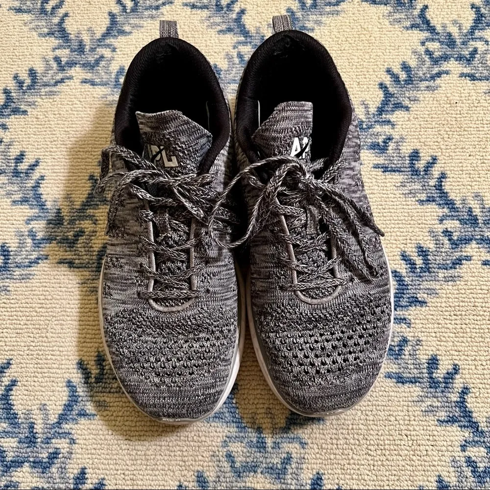 APL® TechLoom Pro Heather Grey Athletic Shoes | 8 - Image 3