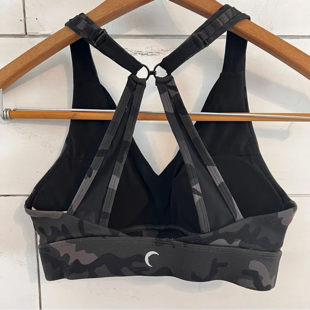 Zyia Forest Camo Mesh Adjustable Sports Bra. Size XSmall. EUC. - Image 9