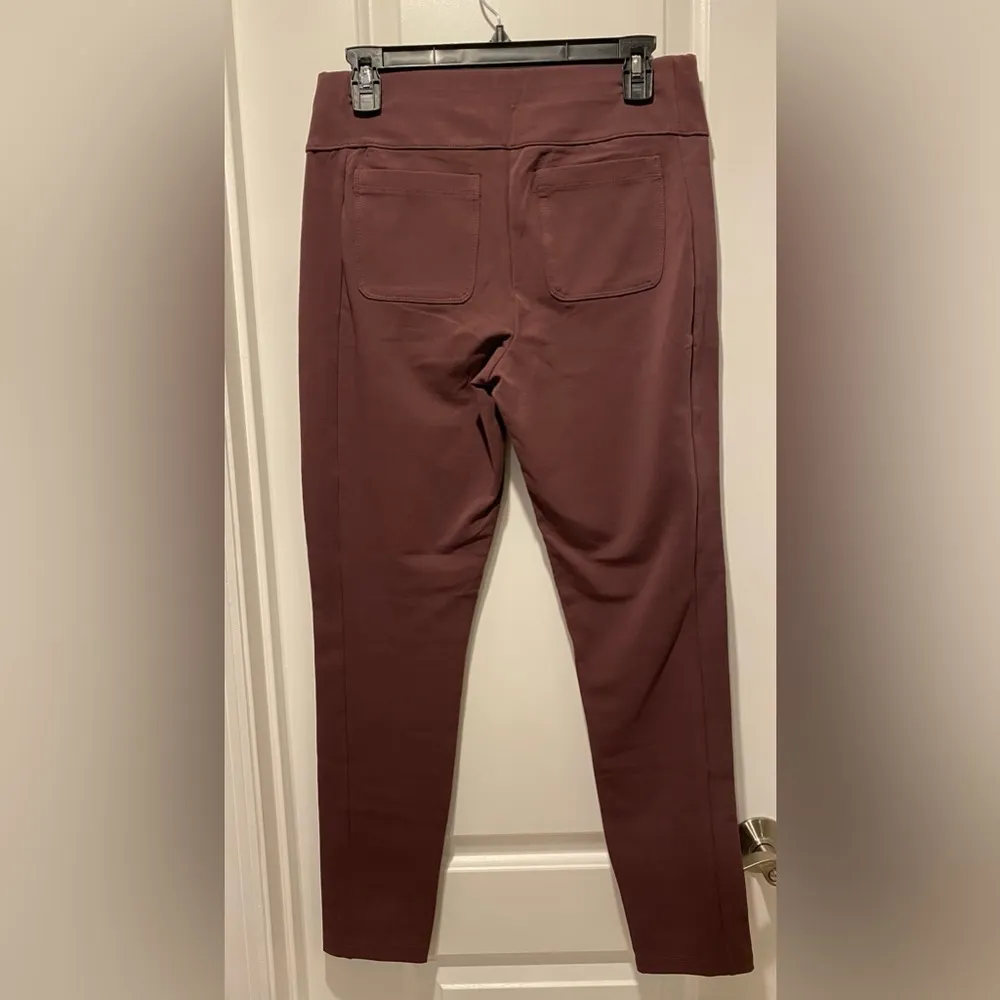 Susan Graver Weekend Premium Stretch Leggings Deep Plum size S - Image 4